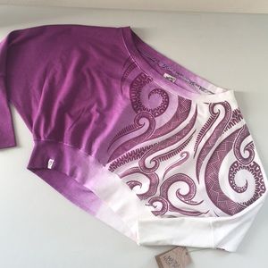 -Maori Hook Cropped off the shoulder swea…